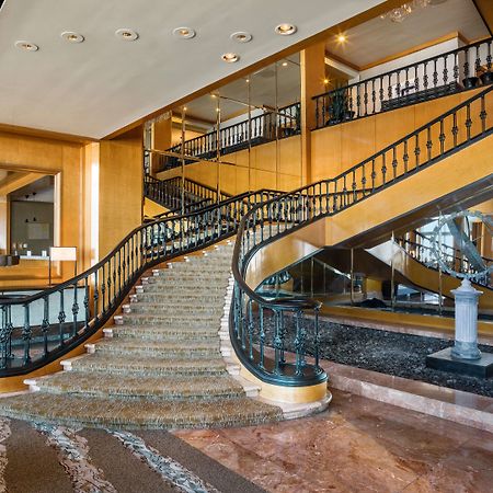 The Westin New Orleans Hotel Exterior photo