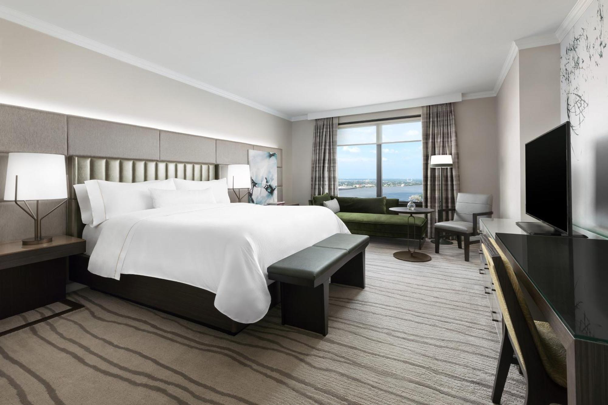 The Westin New Orleans Hotel Exterior photo